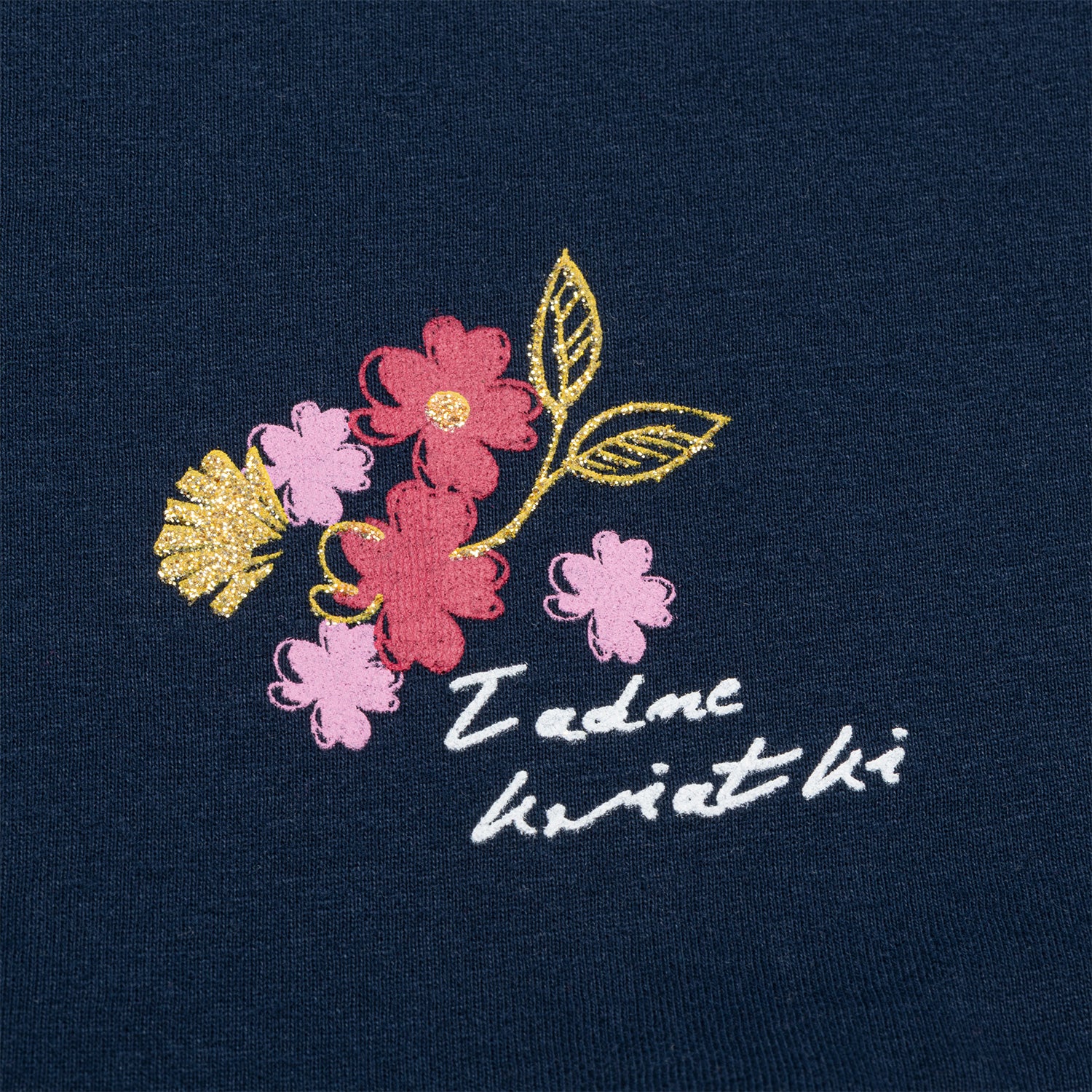 Damski t-shirt z krótkim rękawem, z kwiatkami, granatowy - Image 2